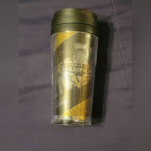 2016 PITTSBURGH PENGUINS STANLEY CUP CHAMPION MUG